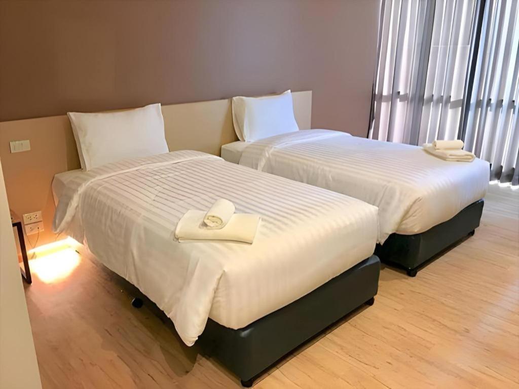 Sans Hotel Ratchaburi Kültér fotó