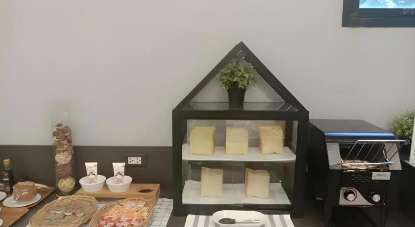 Sans Hotel Ratchaburi Kültér fotó