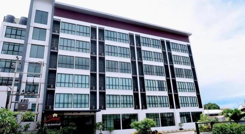 Sans Hotel Ratchaburi Kültér fotó