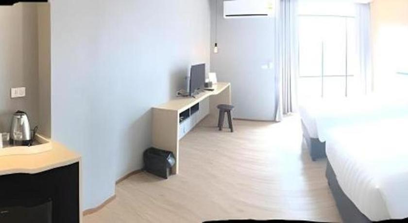 Sans Hotel Ratchaburi Kültér fotó