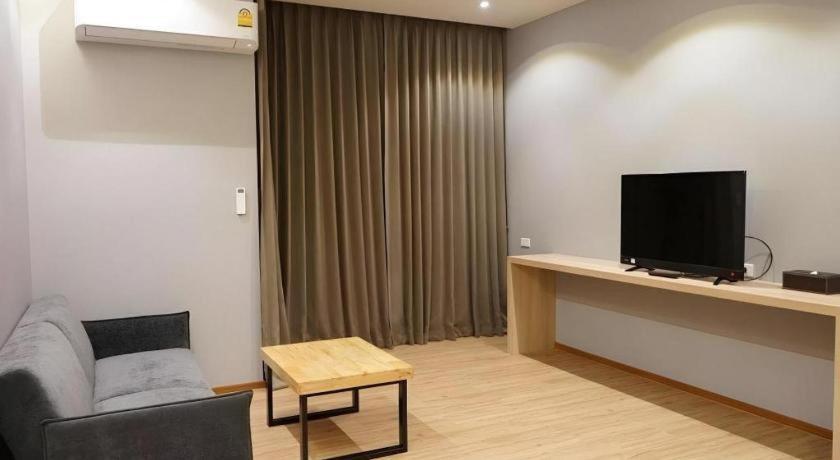 Sans Hotel Ratchaburi Kültér fotó