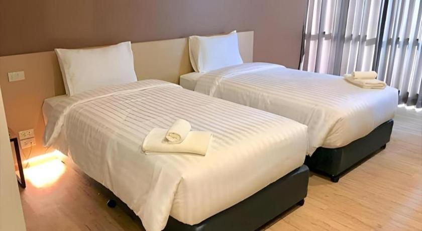 Sans Hotel Ratchaburi Kültér fotó
